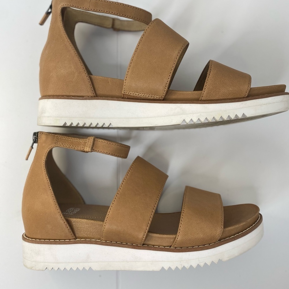 EILEEN FISHER Brown & White Sandals - Picture 6 of 6